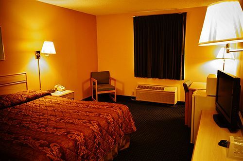 Hometown Inn And Suites Washington Bagian luar foto